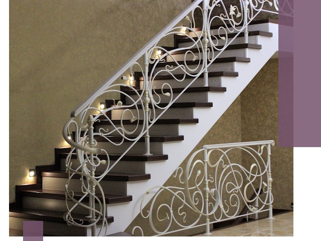 Кованые лестницы под ключ в Сафонове — изготовление и монтаж