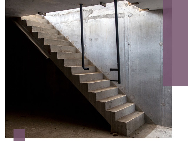 Изготовление и монтаж лестниц в подвале в Сафонове