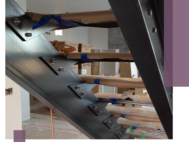 Усиление лестничных конструкций и усиление опор в Сафонове