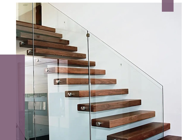 Стеклянные перила для лестницы в Сафонове от 14860 руб.