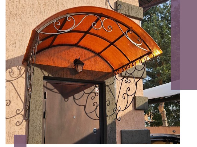 Демонтаж козырьков в Сафонове быстро и безопасно