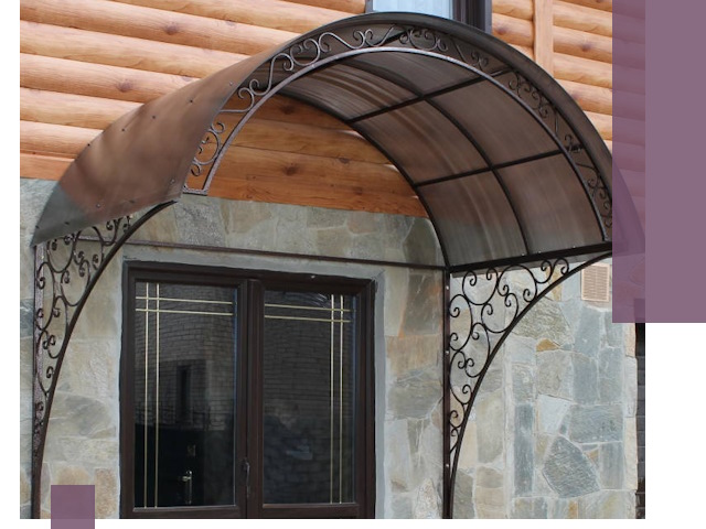 Арочные козырьки под ключ в Сафонове: изготовление и монтаж