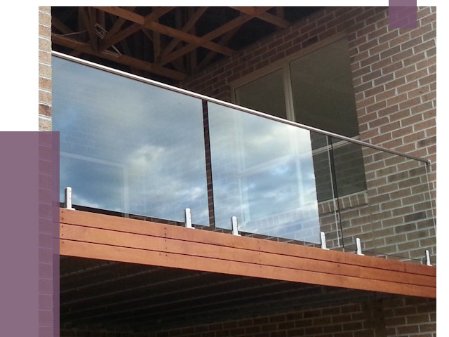 Стеклянные парапеты на крыше и террасе в Сафонове от 11529 руб. | ПРОЛЁТ-Сфн