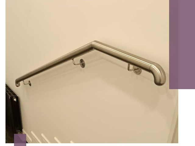 Изготовление пристенных поручней в Сафонове под ключ за сроки